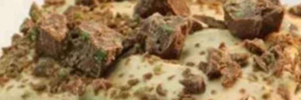 PEPPERMINT CRISP TART dessert with creamy filling and chocolate topping