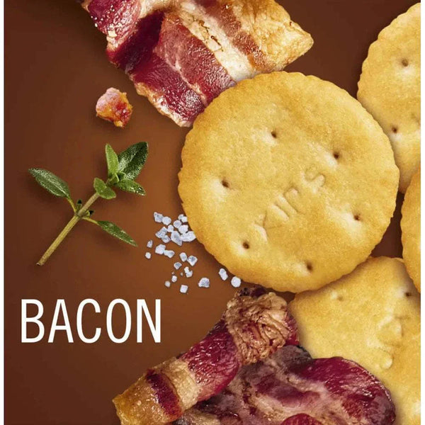 Bakers Pyotts Kips Bacon Flavoured Crackers - 200g packaging with bacon pieces and crackers.