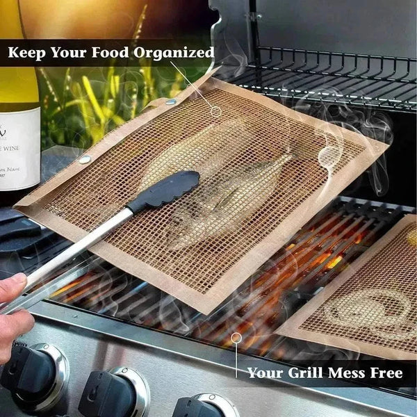 Braai Sakkie black non-stick mesh grilling bag for outdoor cooking and braai sessions