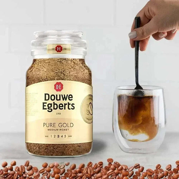 Douwe Egberts Pure Gold Instant Coffee 200g jar with smooth balanced flavor and rich aroma