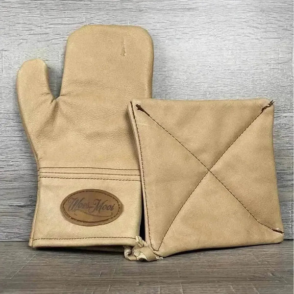 Woesmooi genuine tan leather gloves and potholder gift set