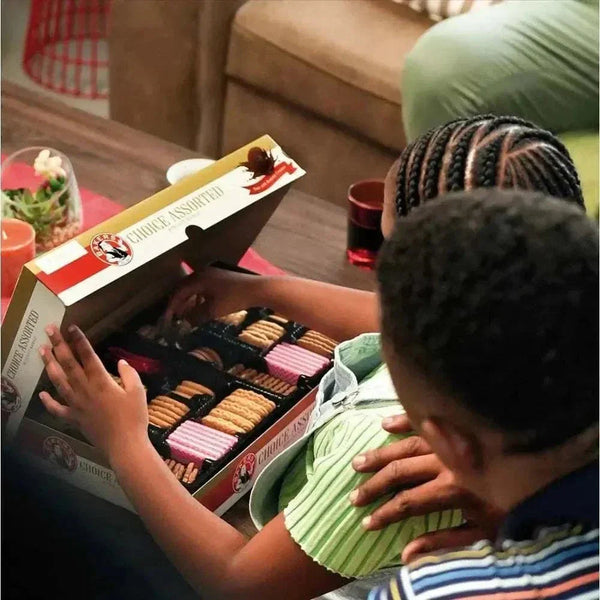 Bakers Choice Assorted 200g cream-filled cookie variety pack for sharing and enjoyment