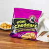 Bakers Mini Cheddars multipack with tangy fruit chutney flavor, 33g pack of 6 for savory sweet snacking