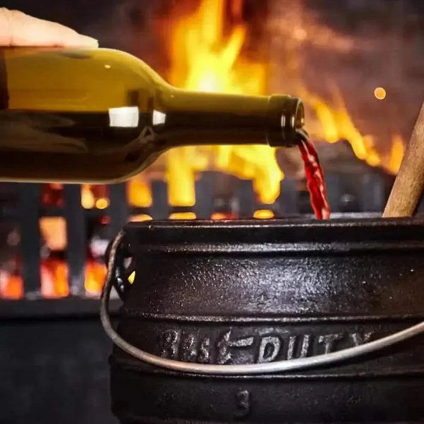 Heavy-duty Best Duty Potjie cast iron 3-legged pot with lid and handle, 9.3L capacity for up to 16 people