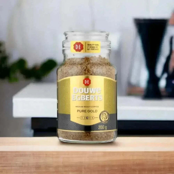 Douwe Egberts Pure Gold Instant Coffee 200g jar with smooth, balanced flavor and rich aroma