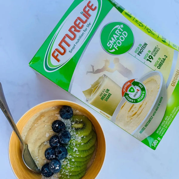 FutureLife Zero Original 500g pack with a bowl of mixed fruit smoothie including blueberries and kiwi.