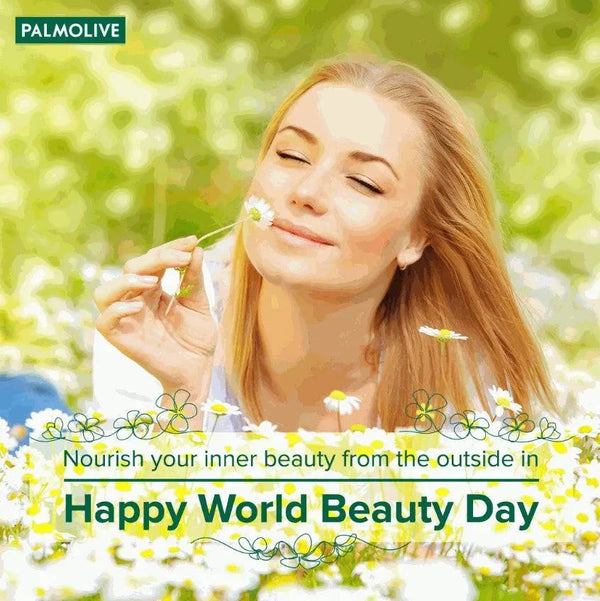 Palmolive Shampoo Apple 350ml bottle with fresh apple fragrance, ideal for normal hair, and pH-balanced for family use.