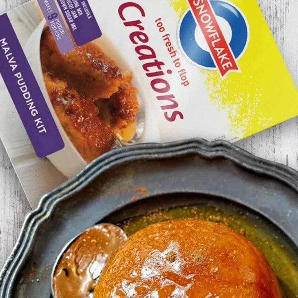Snowflake Creations Malva Pudding Kit 400g with creamy dessert.